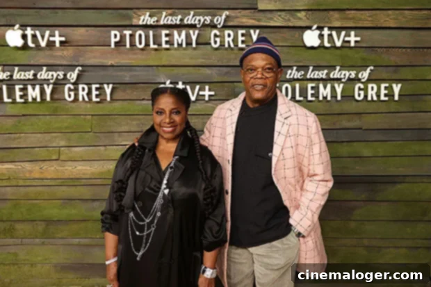LaTanya Richardson: Decades of Love and Partnership with Samuel L. Jackson 4 LaTanya Richardson & Samuel L. Jackson