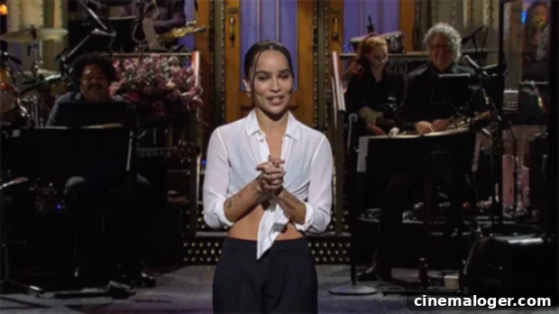 Catwomen Kate McKinnon and Ego Nwodim Crash Zoe Kravitz SNL Monologue 3 zoe kravitz