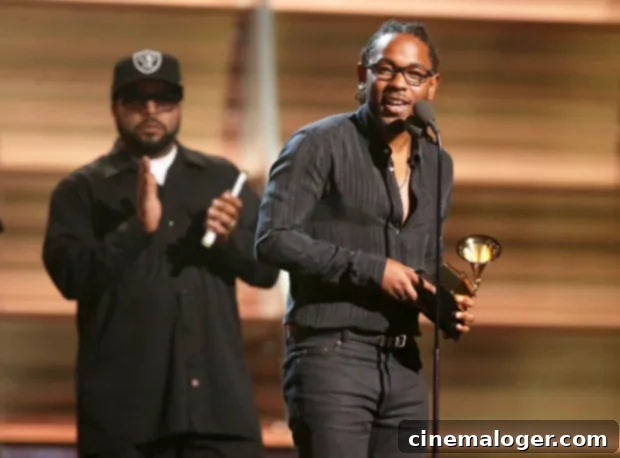 Grammy Award for Best Rap Song: Every Winner From 2000 to Present 6 Kendrick Lamar accepts award for 'To Pimp A Butterfly'