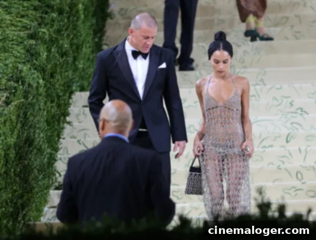 Batman's Box Office Blast: Zoe Kravitz and Channing Tatum's London Hand-Holding Debut 3 Channing Tatum and Zoe Kravitz