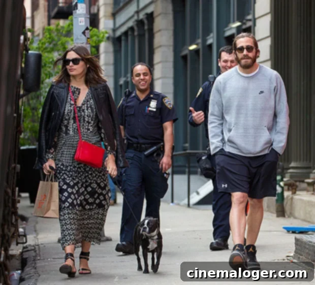 Jake Gyllenhaal's Love Story: From Swift to Cadieu 7 Jake Gyllenhaal and Alyssa Miller