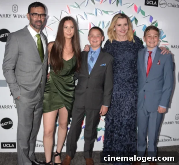Geena Davis' Children: Get to Know the Oscar and Golden Globe Winner's Three Kids 2 Geena Davis, Kids