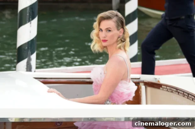 January Jones, 44, Defies Trolls, Flaunts Stunning Figure in Pink Bikini 2 January Jones pink bikini