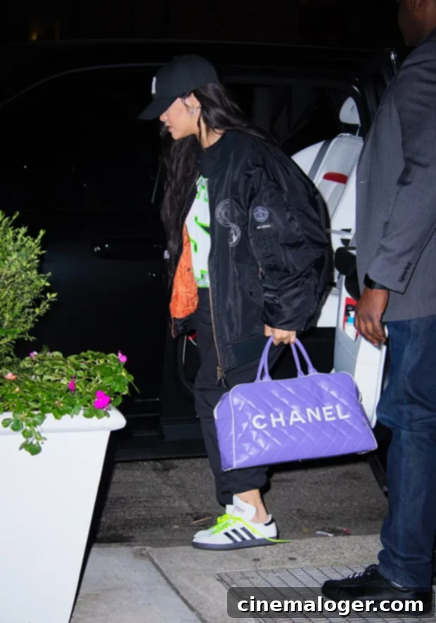 Rihanna's Post-Super Bowl Halftime Debut: A Gigantic Chanel Statement 3 img 4853220 2