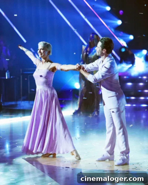 Selma Blair's Startling Admission: Fainting Is Routine Before DWTS 2 Selma Blair & Sasha Farber