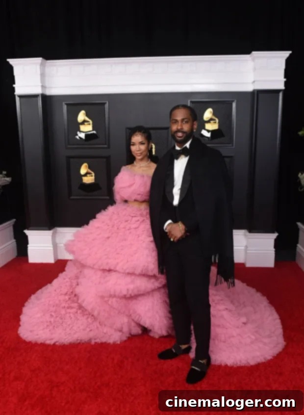 Big Sean and Pregnant Jhene Aiko Announce Baby's Gender Live At Concert 2 Jhené Aiko and Big Sean revealed the sex of their baby during a concert.