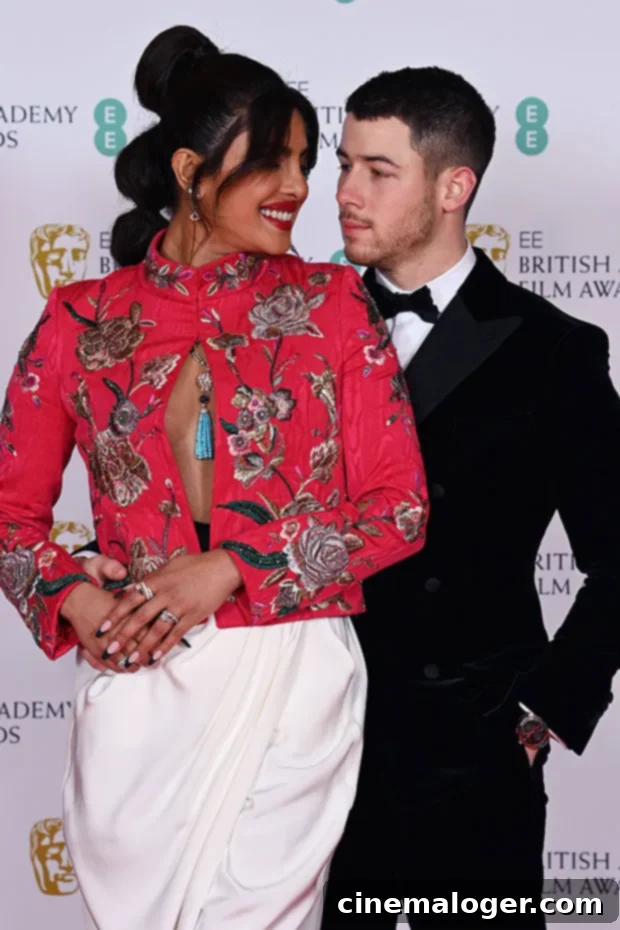 Priyanka Chopra Reunites With Nick Jonas and 10-Month-Old Daughter in Sweet Family Photo After India Trip 2 Priyanka Chopra