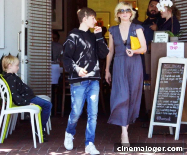 Anne Heche's Ex Shows Son Homer Decorating Christmas Tree After Tough Year 2 Anne Heche and Homer Laffoon