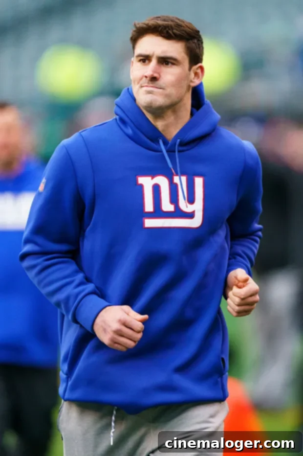 Daniel Jones' Leading Lady: 5 Facts About Ella Bonafede 2 Daniel Jones