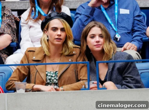 Inside Cara Delevingne's Relationships: Minke and Her Dating History 4 Cara Delevingne and Ashley Benson