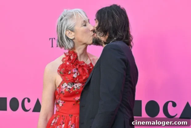 Keanu Reeves and Alexandra Grant Caught Kissing at LA Art Gala 3 Alexandra Grant, Keanu Reeves