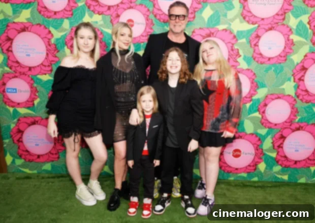 Tori Spelling Seeks Solace From Mom Candy Amid Dean McDermott Marriage Crisis 3 Tori Spelling Dean McDermott kids