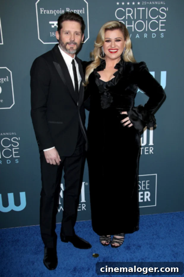 Kelly Clarkson's Romantic Journey: From Her Ex to Her Current Dating Status 2 Kelly Clarkson and Brandon Blackstock