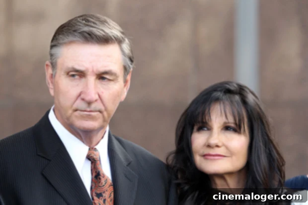 Britney Spears Father Loses Leg After Severe Infection 2 Jamie Spears and Lynne Spears attending an event. Jamie appears healthy here, showing a stark contrast to his recent health struggles.