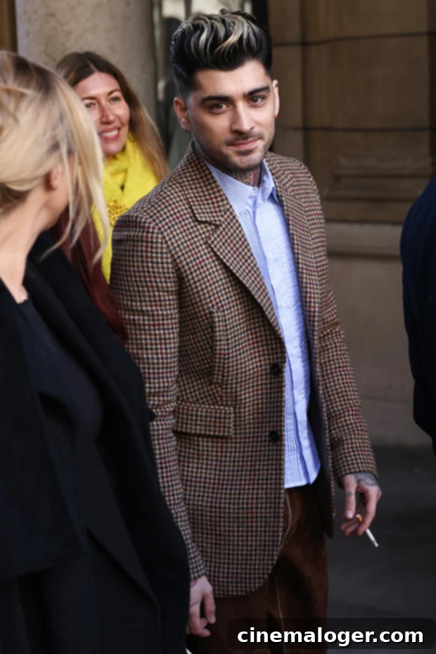 Zayn Malik's Dapper Return to Paris Fashion Week 3 Zayn Malik