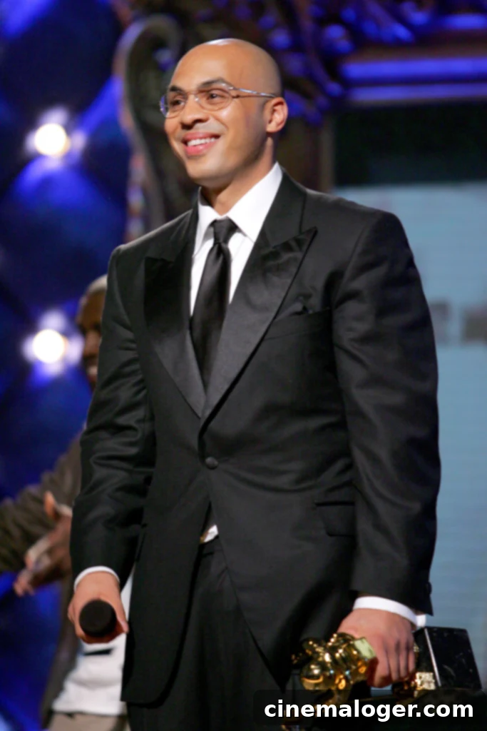 The Video Vanguard Pantheon All MTV VMA Honorees 18 Hype Williams accepts the Video Vanguard Award during 2006 MTV Video Music Awards - MTV.com Show at Radio City Music Hall in New York City, New York, United States. (Photo by John Shearer/WireImage for MTV.com)