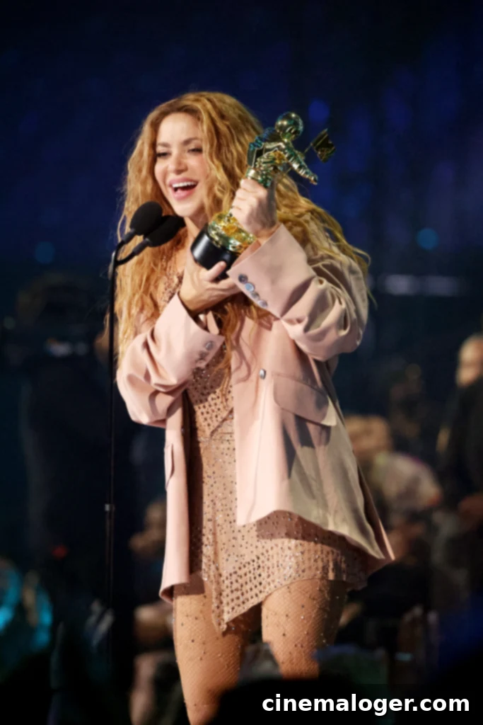 The Video Vanguard Pantheon All MTV VMA Honorees 28 NEWARK, NEW JERSEY - SEPTEMBER 12: Shakira accepts the Michael Jackson Video Vanguard Award onstage during the 2023 MTV Video Music Awards at Prudential Center on September 12, 2023 in Newark, New Jersey. (Photo by Mike Coppola/Getty Images for MTV)